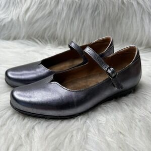 Taos Silver Metallic Mary Jane‎ Comfort Shoes Size 37 US 6-6.5